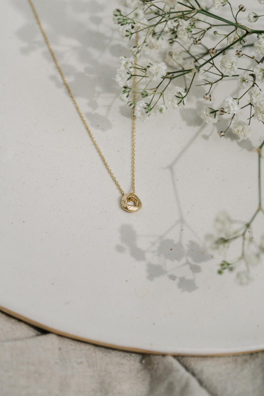 Gold Necklace Circular [Small]