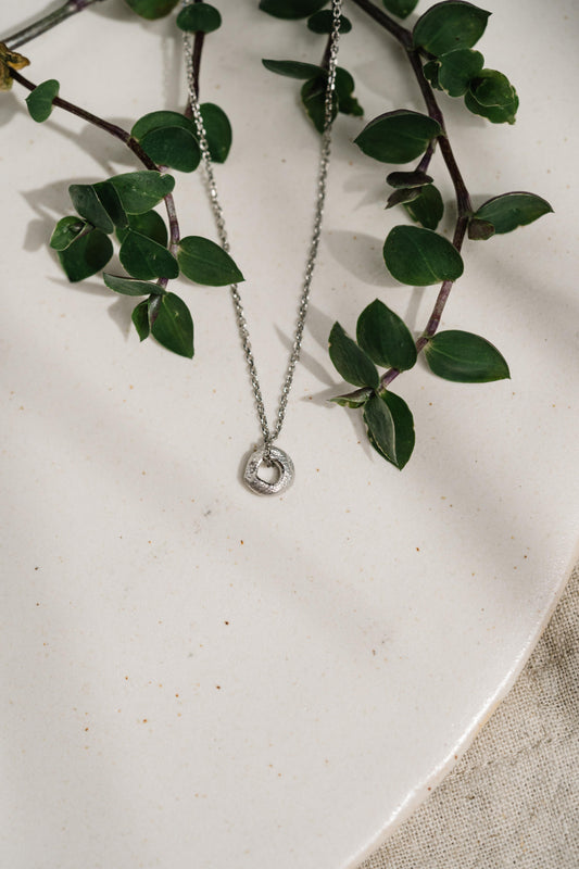 Silver necklace circular [Large]